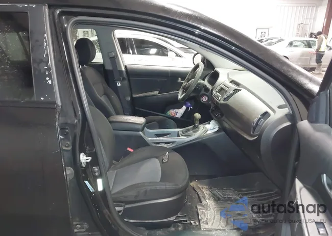 KNDPB3AC3E7565148: 44383566