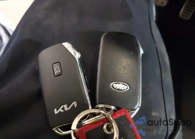 3KPF34AD3ME386629: 44383571