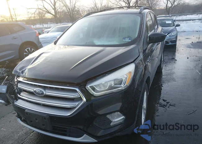 1FMCU9GD9JUB19427: 44383613