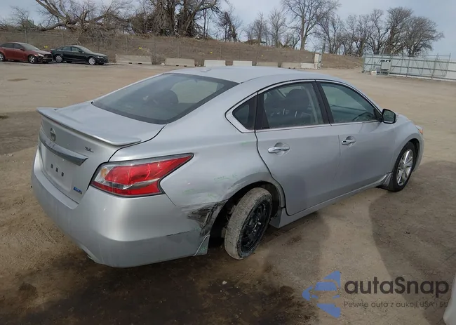 1N4AL3AP1EC124797: 44383638