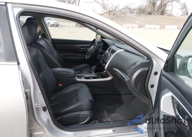 1N4AL3AP1EC124797: 44383638