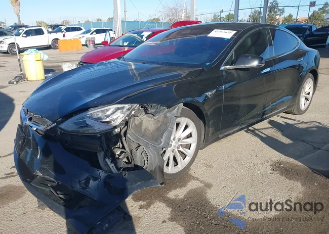 5YJSA1E18HF210565: 44383695