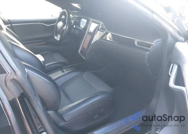 5YJSA1E18HF210565: 44383695