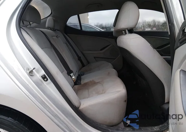 KNAGM4A77D5361401: 44383702