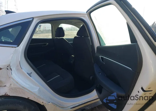 KMHL64JA8SA462017: 44383731