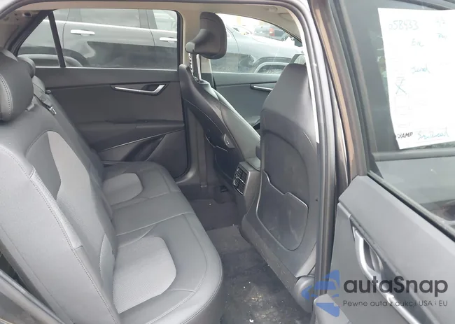 KNDCR3LE3S5292437: 44383770