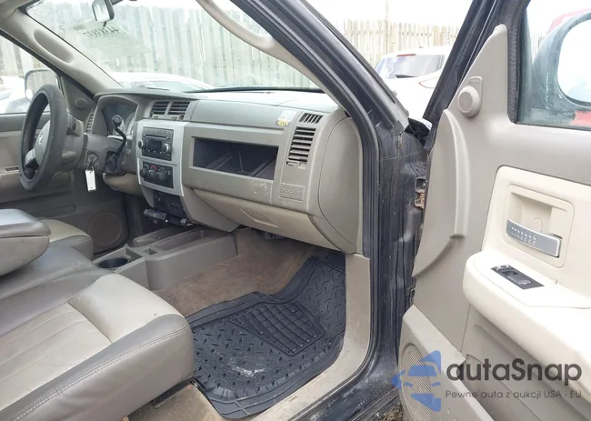 1D7HW58P99S721750: 44383837