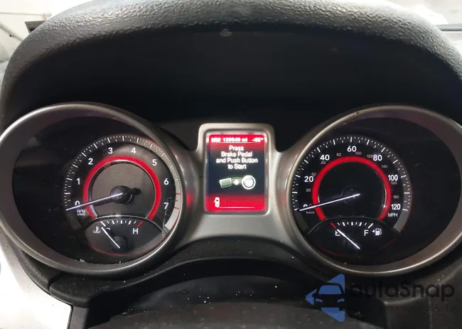 3C4PDDBG8JT300765: 44383844