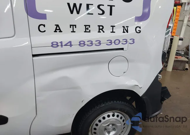 ZFBHRFAB5M6U39552: 44383852