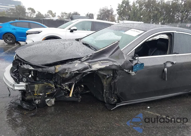 19UUA9F5XBA001368: 44383884