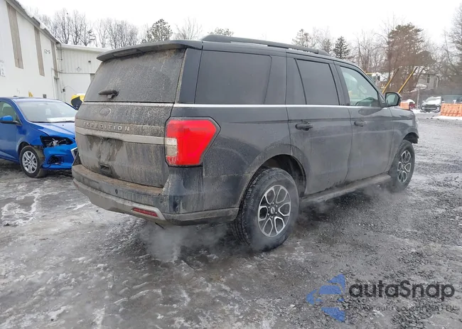 1FMJU1J82REA19177: 44383886