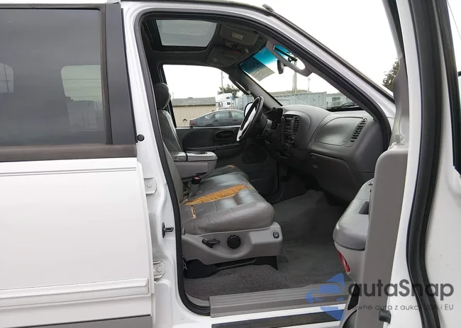 1FTRW08L52KC88142: 44384917