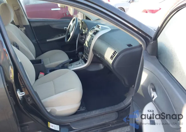 5YFBU4EE1DP153202: 44384933