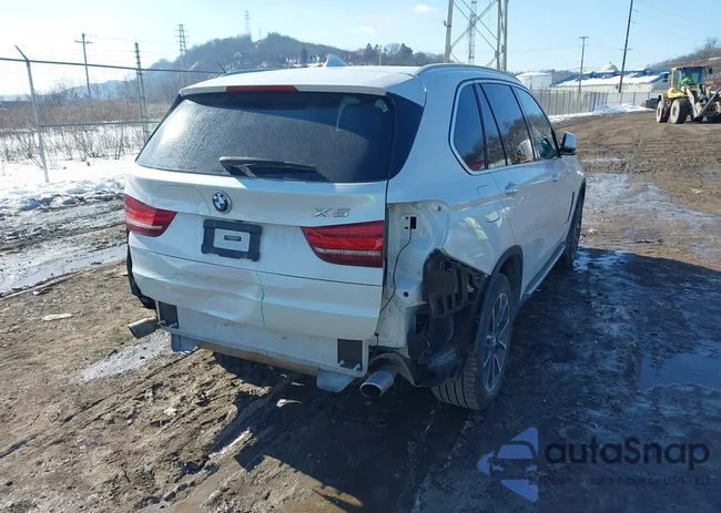 5UXKR0C31H0V70006: 44384995