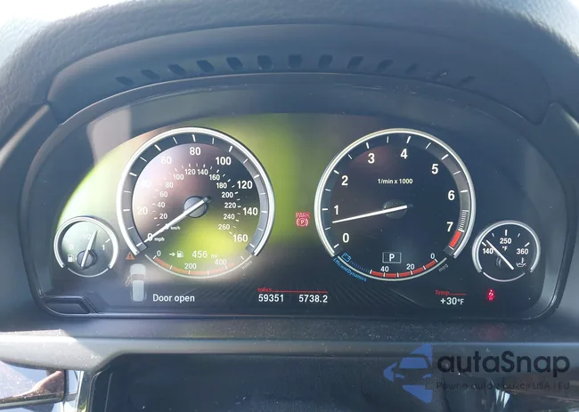 5UXKR0C31H0V70006: 44384995