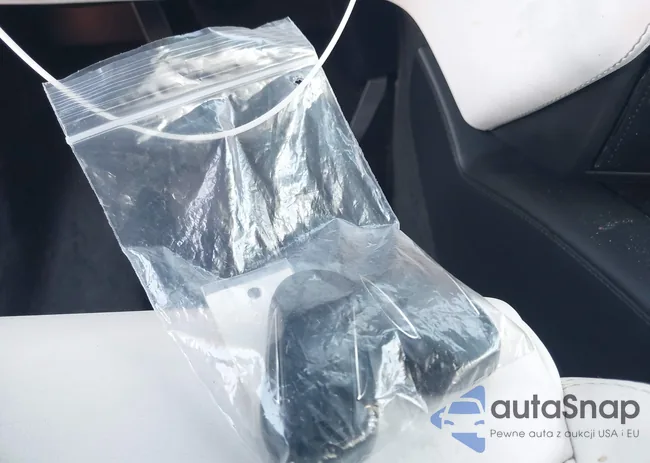 5YJXCAE23KF192296: 44385015