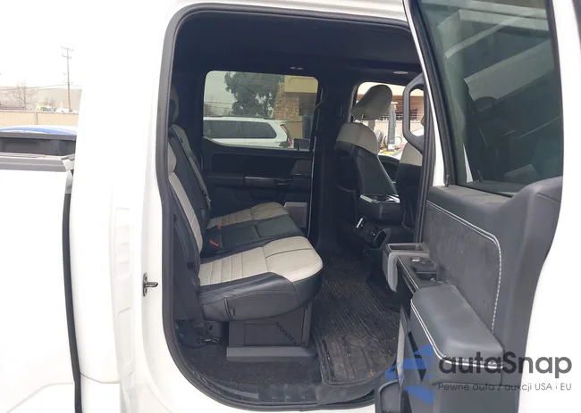 1FT6W1EV9NWG09885: 44385016