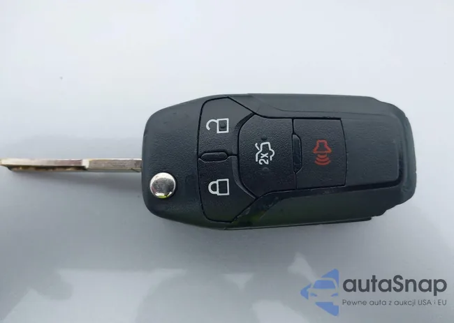 3FA6P0H94FR151432: 44385053