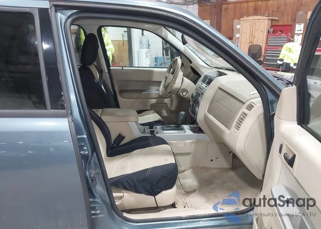 1FMCU9DG4BKC08219: 44385074