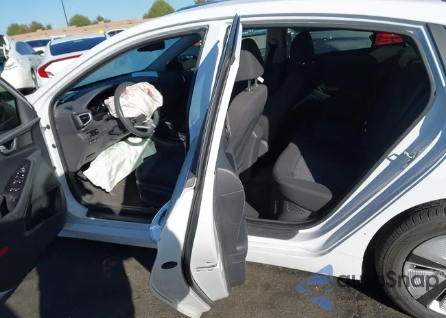 KMHC65LC1KU137471: 44385090