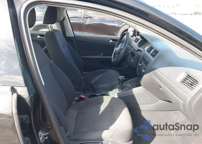 3VW2K7AJ9DM381625: 44385104