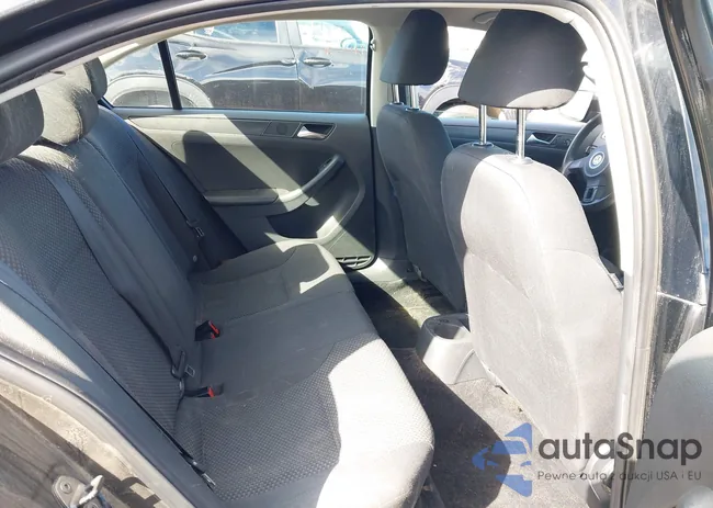 3VW2K7AJ9DM381625: 44385104