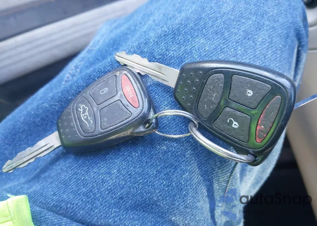 2B3KA43G26H214094: 44385159