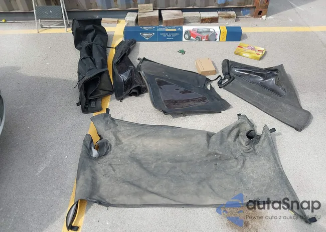 1C4BJWDG5GL210263: 44385192