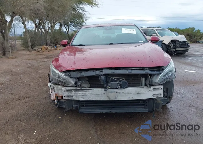 1N4BL4DV6KC109129: 44385199