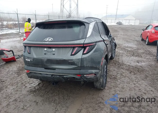 KM8JBCA16PU106149: 44385215