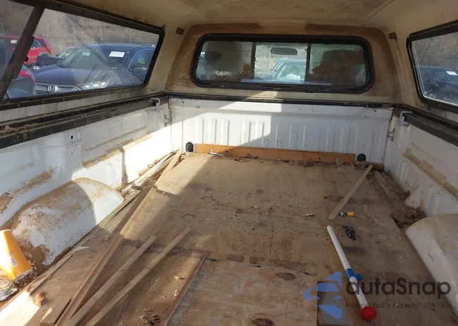 5TBJT32156S472924: 44385218