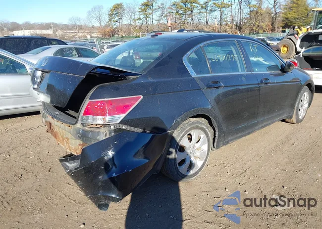 1HGCP26858A101219: 44385248