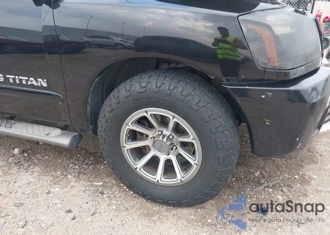 1N6BA0ED9DN303737: 44385292