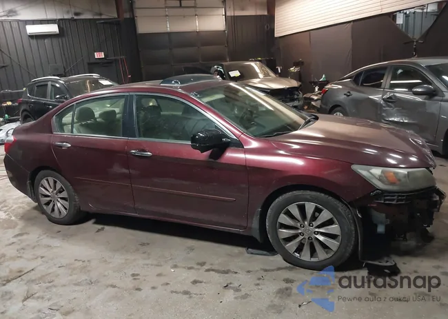 1HGCR2F80FA052048: 44385341