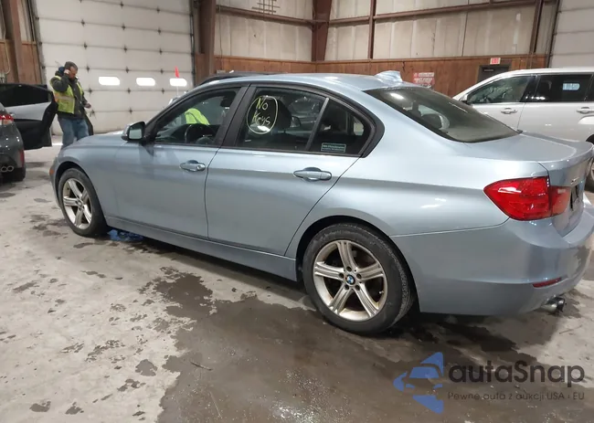 WBA3B5G52FNS13983: 44385345