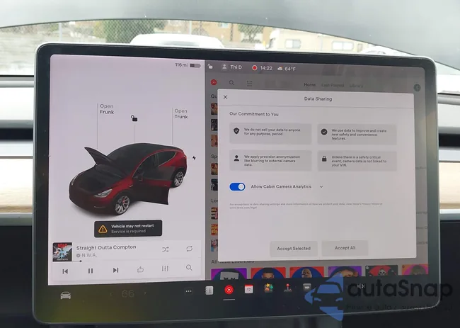 5YJYGDEF8MF151310: 44385356