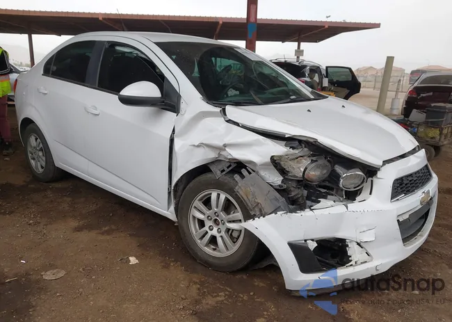 1G1JC5SH3E4131895: 44385381