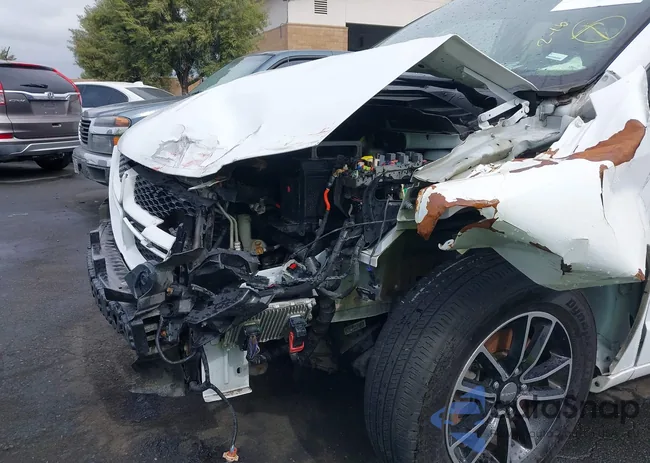 2C4RDGEG6JR281383: 44385416