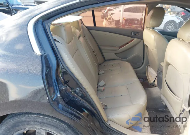 1N4AL21E69N437251: 44385417