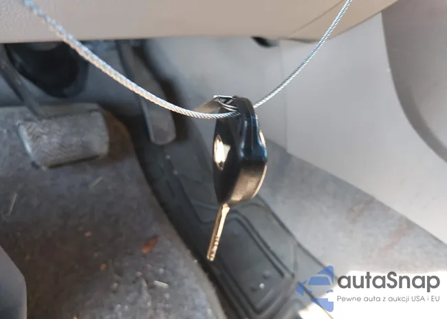 JTMBF33V09D021050: 44384521