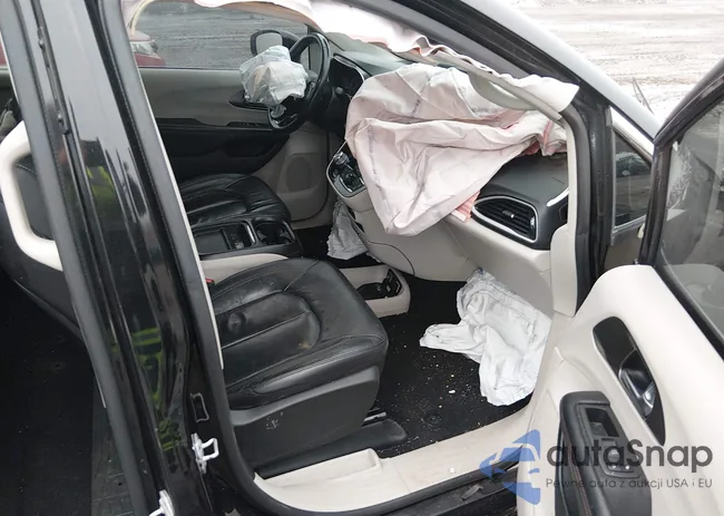 2C4RC1BG3LR140164: 44384540