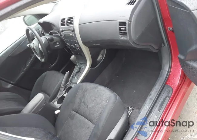 2T1BU40E99C041200: 44384601