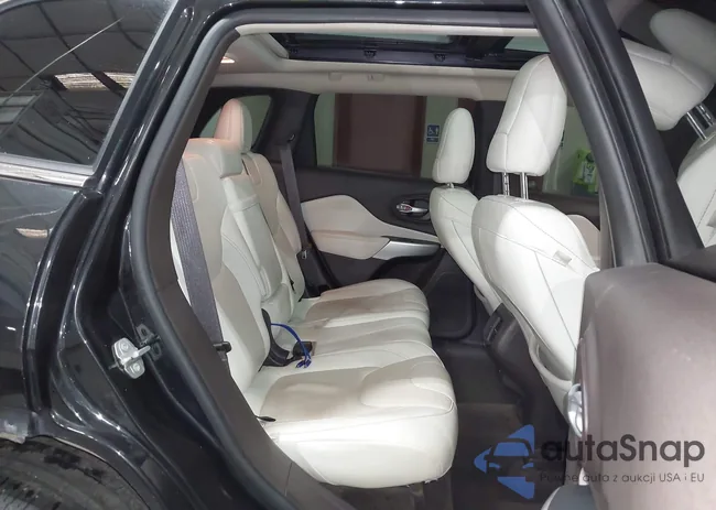 1C4PJMJS2GW314825: 44384656