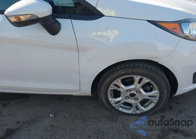 3FADP4BJ2FM187814: 44384726