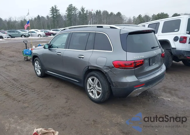 W1N4M4HB1MW096851: 44384775