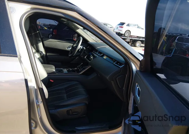 SALYL2EX2KA218328: 44384808