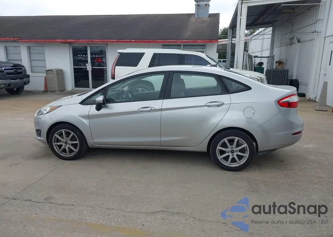 3FADP4BJ0KM132935: 44384832