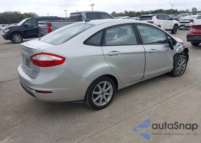 3FADP4BJ0KM132935: 44384832