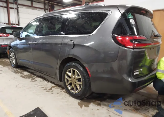 2C4RC1BG6MR584981: 44384841