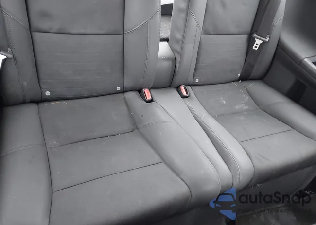 YV1MK672682050630: 44384855